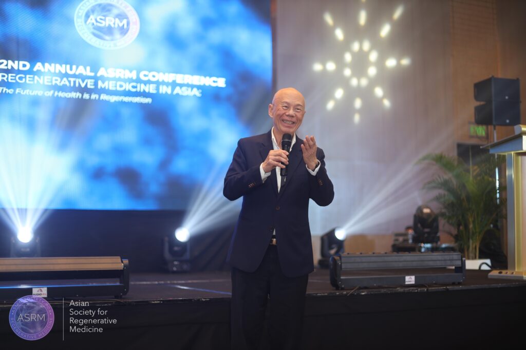ASRM speaker presenting at the annual conference